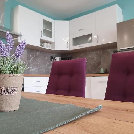 Al Malina 3Bdr Family Apt With Parking Space Near Airport And Iec Σόφια Εξωτερικό φωτογραφία